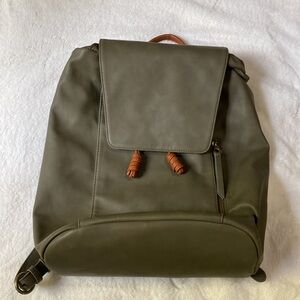 Universal Thread Backpack